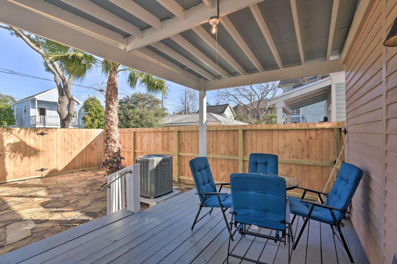 Bright Galveston Cottage Close To Beach And Strand ภายนอก รูปภาพ