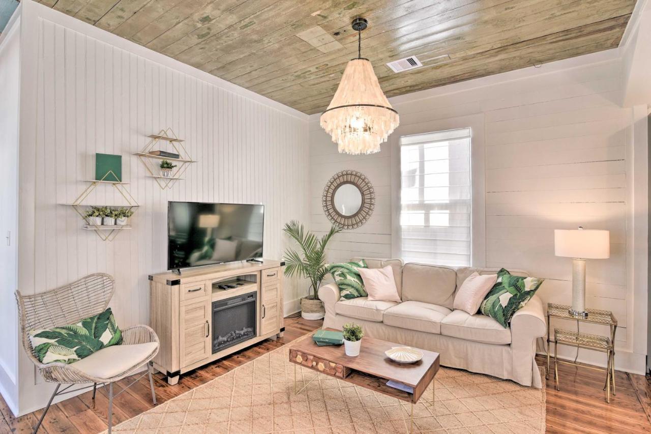 Bright Galveston Cottage Close To Beach And Strand ภายนอก รูปภาพ
