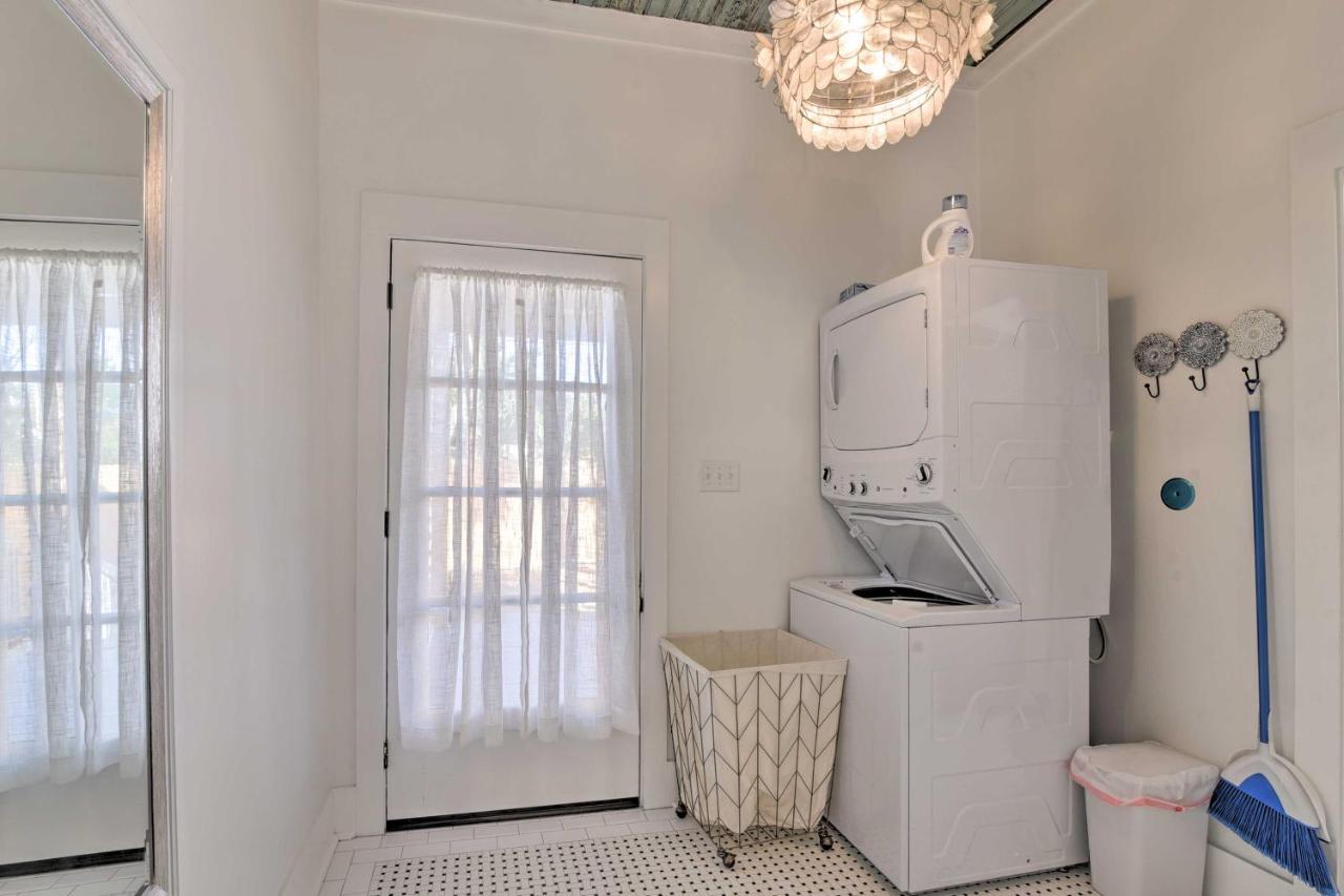 Bright Galveston Cottage Close To Beach And Strand ภายนอก รูปภาพ