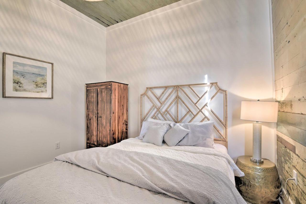 Bright Galveston Cottage Close To Beach And Strand ภายนอก รูปภาพ